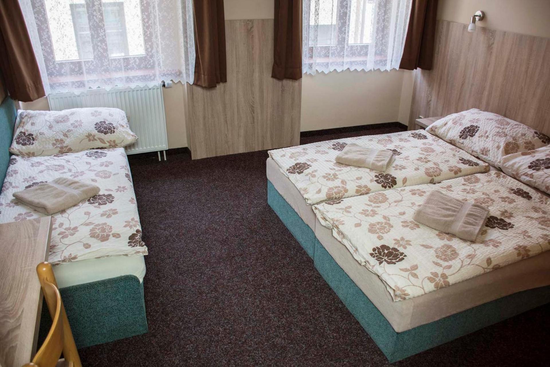Penzion Krmelec Chrudim Dış mekan fotoğraf