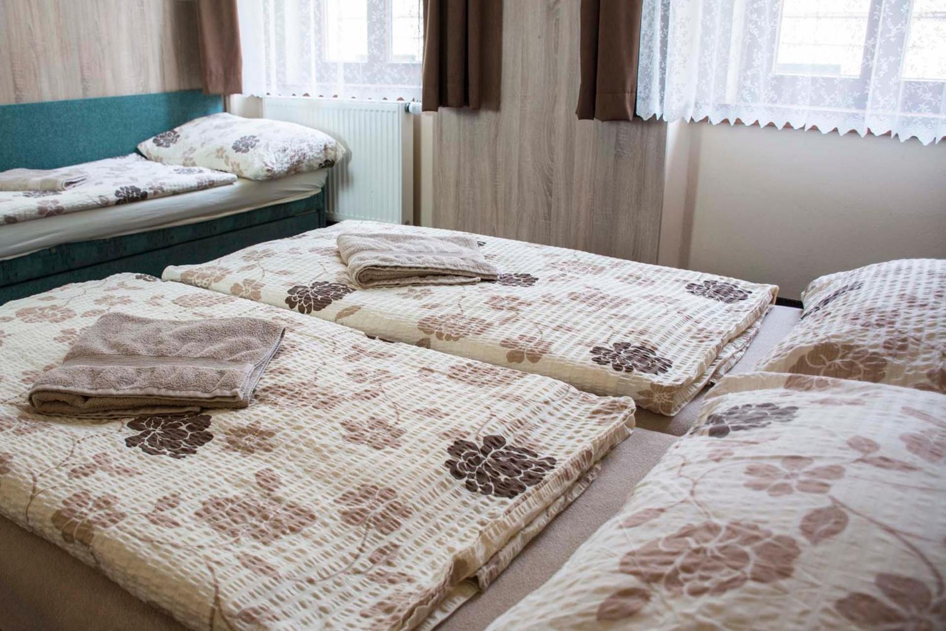 Penzion Krmelec Chrudim Dış mekan fotoğraf