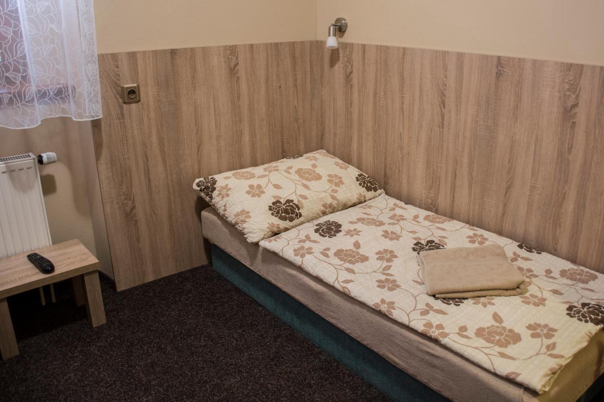 Penzion Krmelec Chrudim Dış mekan fotoğraf